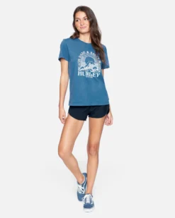 Salty Waves Washed Relaxed Girlfriend Tee -HURLEY Shop 3hs1590190 stellar 4 scaled