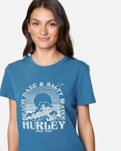 Salty Waves Washed Relaxed Girlfriend Tee -HURLEY Shop 3hs1590190 stellar 5 scaled