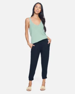 Sweater Tank 9 Sweater Tank -HURLEY Shop 3hst0230 green milieu 4 scaled