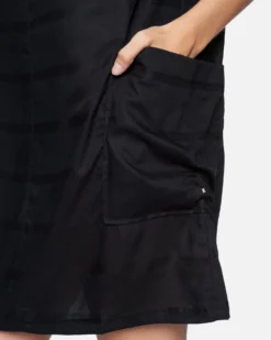 Boxy T-Shirt Dress -HURLEY Shop 3hwd0188 black textured stripe 5 scaled