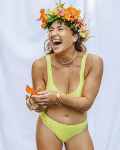 Crochet Mid Rise Cheeky Bottom