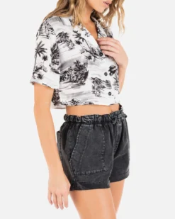BEACH WALK CROP CAMP SHIRT 10 BEACH WALK CROP CAMP SHIRT -HURLEY Shop HU022W3 BLACK 4 scaled