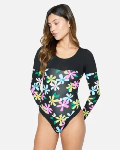 Daisy Pop Long Sleeve Surfsuit -HURLEY Shop ho1105 pink punch 4 scaled