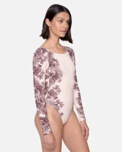 Max Hawaiian Lei Tie Back Surf Suit -HURLEY Shop ho1128 seashell 3 scaled