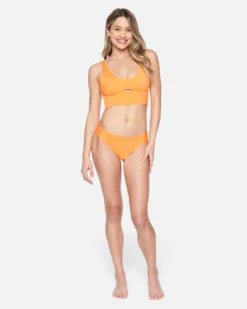 Hurley X Moore Aloha Max Beach Break Long Line Bikini Top 8 Hurley X Moore Aloha Max Beach Break Long Line Bikini Top -HURLEY Shop ht1166 beach break coral spice 4 scaled