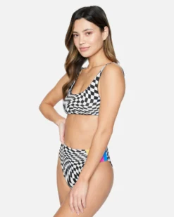 NASCAR REVERSIBLE SCOOP FRONT TOP -HURLEY Shop ht1276 black white 5 scaled