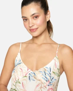 SUMMER PALM RUFFLE MAXI DRESS -HURLEY Shop hu004d3 cream multi 4 scaled